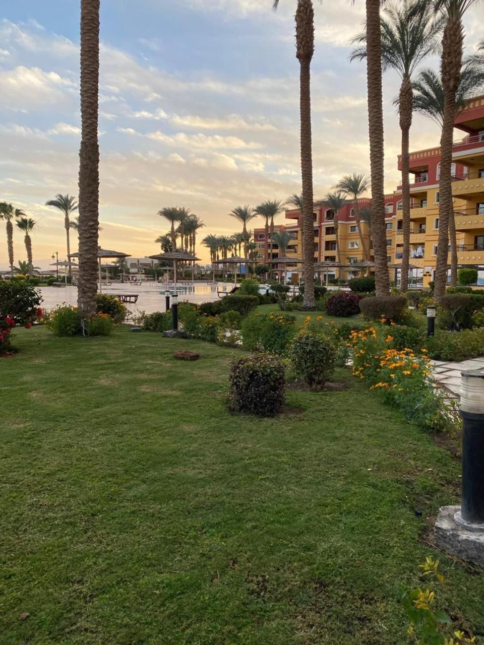 Esplanada Hotel Apartments Хургада Экстерьер фото