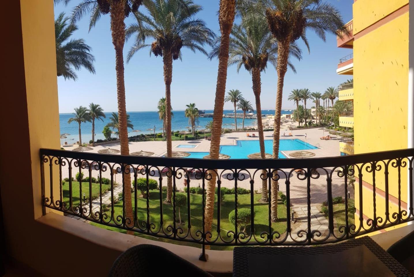 Esplanada Hotel Apartments Хургада Экстерьер фото